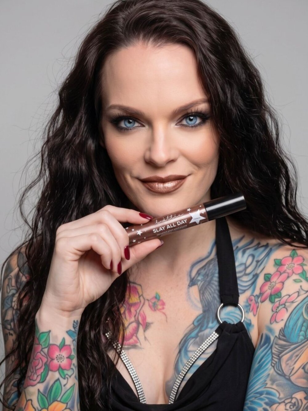 Lottie London ✦ Slay All Day Metallic Matte Liquid Lipstick ✦ Shook Bold Shimmer
